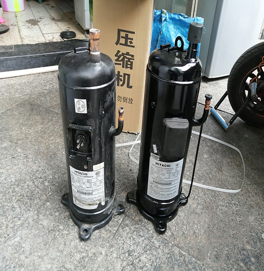 康乐中央空调压缩机的更换维修